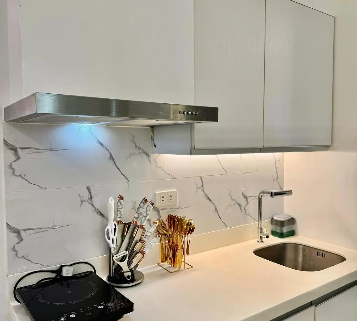 Azure Paranaque, 1Br Bahamas 19Th Floor Manila Apartment